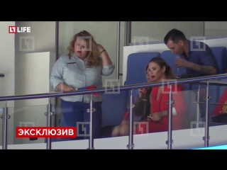 free пелагея поболела за телегина на матче сборной россии по хоккею hd