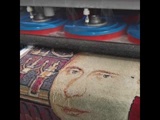 free на урале в химчистку в пятый раз сдали ковер с человеком похожим на путина hd