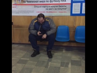 free в аэропорт приехали родственники погибших с ними работают врачи и психологи hd
