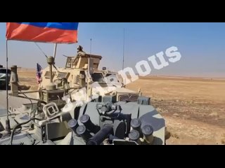 free российские военнослужащие в сирии встретились с американскими солдатами и обменялись любезностями hd