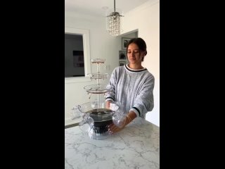 free что может быть лучше шоколадного фонтана только кофейный hd