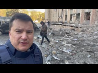 free поправочка к видео ракета вроде как не himers хотя какая разница половина здании администрации разрушено удар был hd