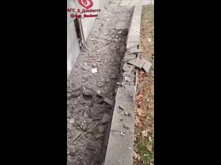 free агс на линии огня сегодня в результате ночного обстрела в очередной раз были попадания во дворец молодежи юность hd