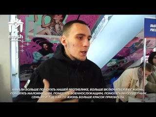 free в донецкий пункт сбора подписей люди приходят чтобы поддержать владимира путина мы спросили почему они одобряют hd