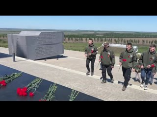 free в донецке прошел автопробег в преддверии великого праздника дня победы его организовали в президентской платформе hd