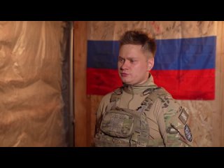 free служба по контракту все по честному в то время как бойцы защищают свою страну на сво государство защищает их семьи ℹ hd