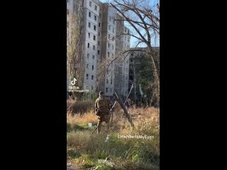 free очень наглядный пример стрельбы минометного расчета всу из квартала высотной застройки авдееи это что бы не было hd