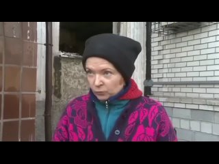free украинская националистка пытается качать права в мариуполе гуманитарную помощь взяла при этом hd