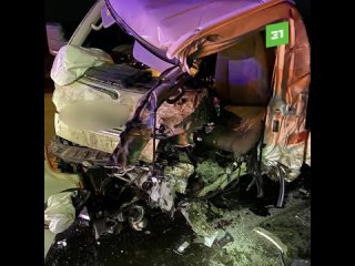free столкнулись 3 машины очевидцы сразу бросились на помощь пострадавшим hd
