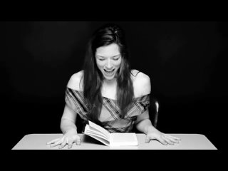 free порно актриса стоя читает книгу сидя на вибраторе big boss секс оргазм сексуально порноактриса эротика hd