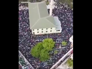 free мечеть в баку qaraçuxur məscidi более тысячи людей пришли совершить праздничный намаз hd