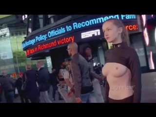 free nip видео топлесс день в городе hd