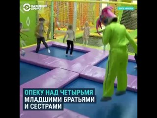 free 18 летнему вячеславу из донецкой области пришлось взять под опеку четырех братьев и сестер после того как их маму hd