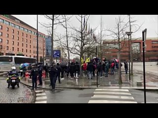 free после вторжения россии в украину европейский союз открыл свои двери для миллионов украинских беженцев несмотря на то hd