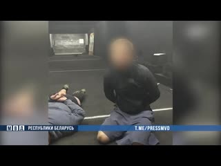 free мвд беларуси опубликовало видео на котором двое парней 18 и 19 лет рассказывают что делали коктейли молотова hd