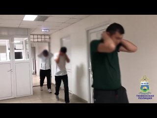 free полицейские тюменской области в ходе рейда выявили 27 нарушений миграционного законодательства hd