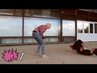 free очень тупой таппер атака прищельцев удары по яйцам ballbusting hd