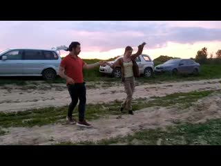 free ски танцует с лерой на пикнике после моей выстаи учитель танцев hd
