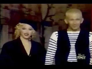 free распутница мадонна прилюдно оголила грудь 1992 смотрите и наслаждайтесь не порноне эротика hd