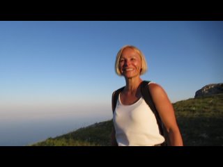 free спалил машрум как она копалась в своём барахле hd