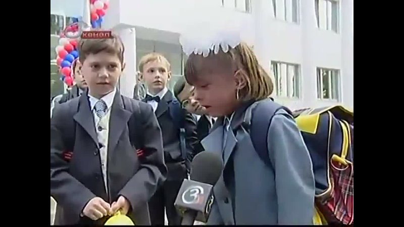 free девочке сорвали 1 сентября никакого праздника меня сначала закрыли потом шарик не дали ничего нельзя hd