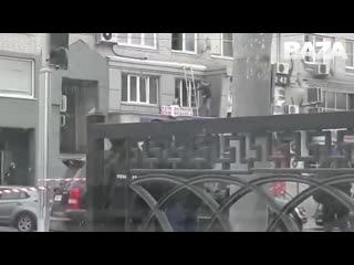 free в центре ростова фсб берет штурмом квартиру где следователь взял в заложники свою жену hd