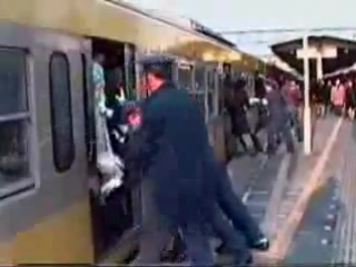 free залезь в метро в японии получи бесплатное направление к травматологу hd