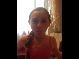 free милана идиотка показывает язык управляет леройи срёт ей в рот hd