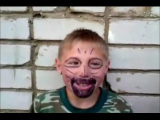 free милиция задержала сумасшедшего пидораса который молодые пол деревни парень не в себе показывает член матерится hd