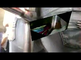 free парень дрочит на попку девушки в метро кончает на нее hd