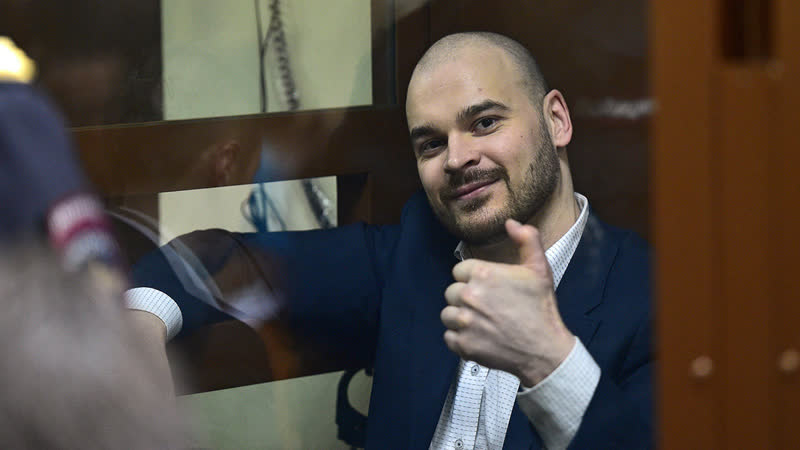 free опубликовано видео с трупом максима марцинкевича он же тесак из морга и это ребята ужас если простыми словами hd