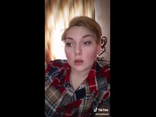 free мама всего лишь наклонилась чтобы завязать шнурки hd