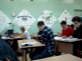 free школота издевается прикол приколюха шутка школа в школе супермен человек паук идиоты на уроке стыд жизнь позор hd