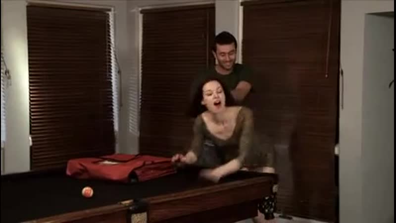 free дала себя трахнуть в обе дырки доставщику пиццы в бильярдной hd