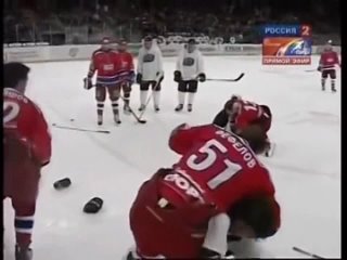 free драки в хоккее и всё по правилам не ломать клюшку об череп и не резать ногами hd