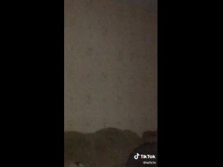 free отчим будит тебя в три часа ночи заходя в комнату со словами hd