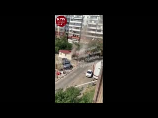 free лютая жесть на троещине в киеве сначала загорелась наливайка hd