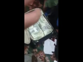 free талибы нашли в доме бывшего вице президента афганистана амруллы салеха 6 000 000 и 15 золотых слитков hd