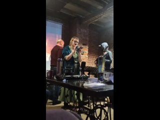 free светлана глотова и портовые феи коралловые четки петелькой на горлышке hd