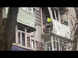 free сцена на балконе в мариуполе снятая совершенно случайно вдумайтесь что hd