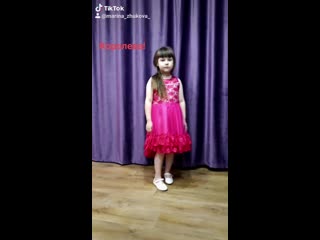 free моя шестилетняя внучка сама нарядиласьсама создала импровизациюи сама сняла своё видео hd