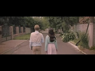 free современная молодёжь на 90 с удовольствием целует жопу хэнка hd
