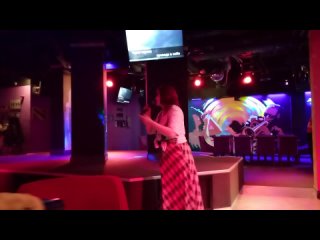 free алёна и елена исполняют песню группы порнофильмы дай мне белые крылья часть первая hd