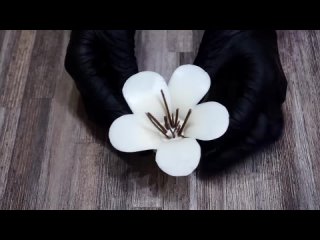 free как украсить торт шоколадные цветы для торта кулинария видео рецепт декор hd